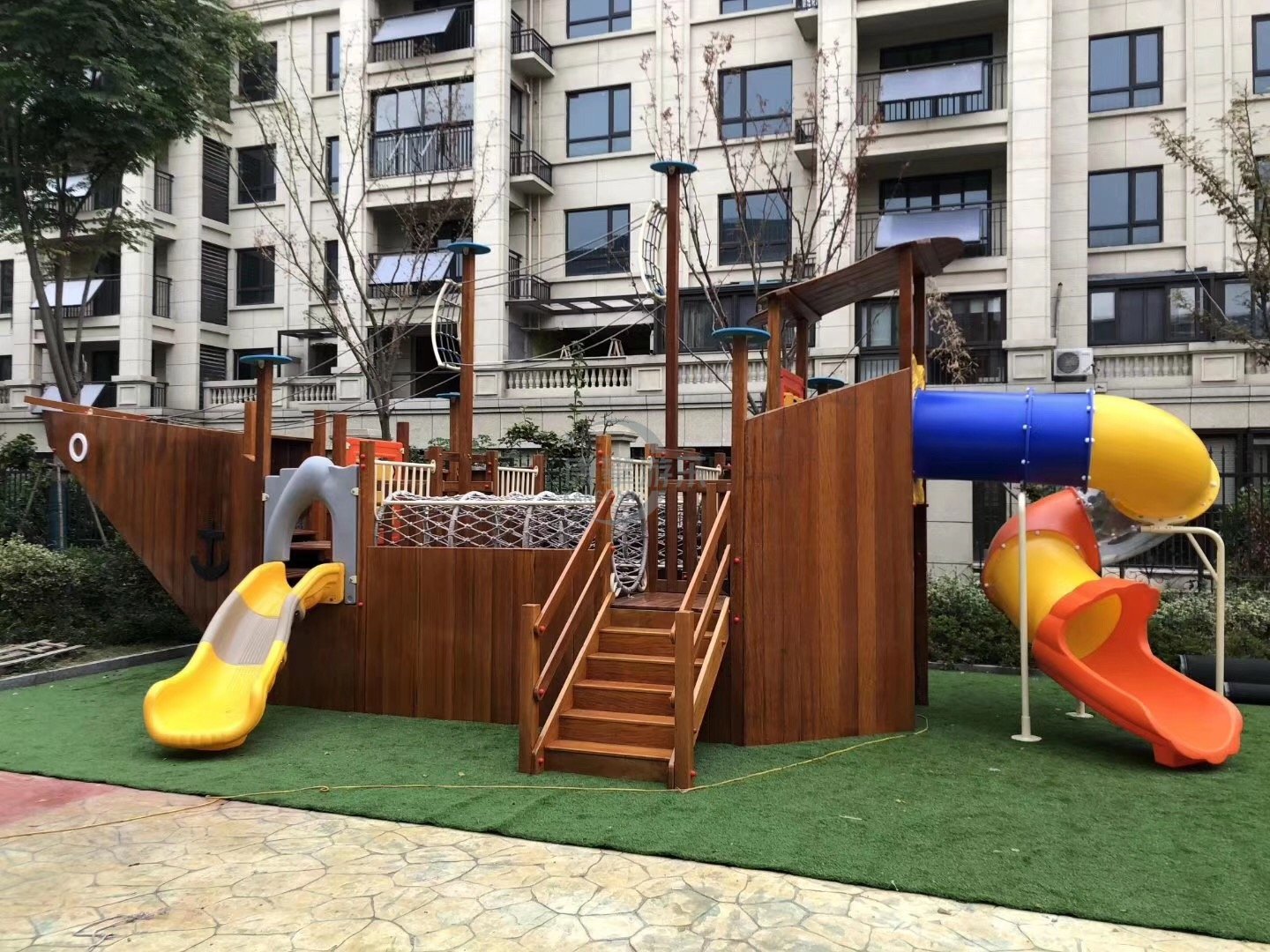 幼兒園戶外木質滑梯 幼兒園戶外木質滑梯