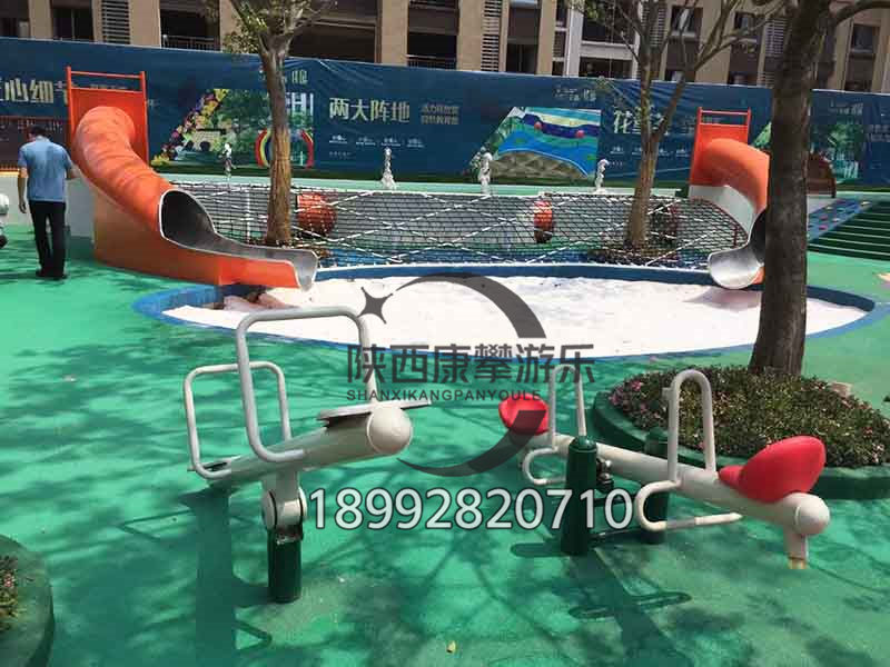 小區(qū)兒童游樂設(shè)施
