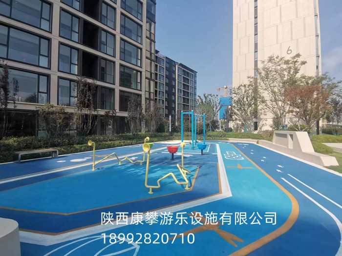 戶外游樂設施