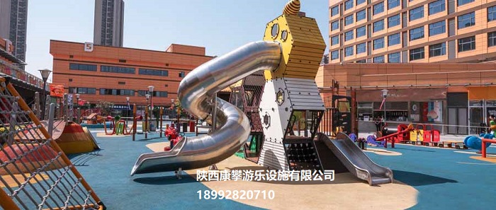 戶外兒童游樂設施
