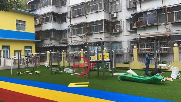 西安市碑林區(qū)某幼兒園戶外游樂設施案例