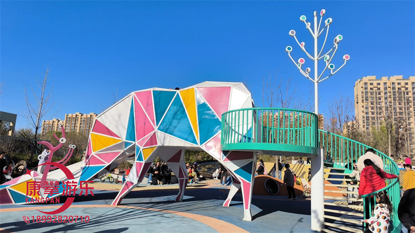 公園游樂(lè)設(shè)施